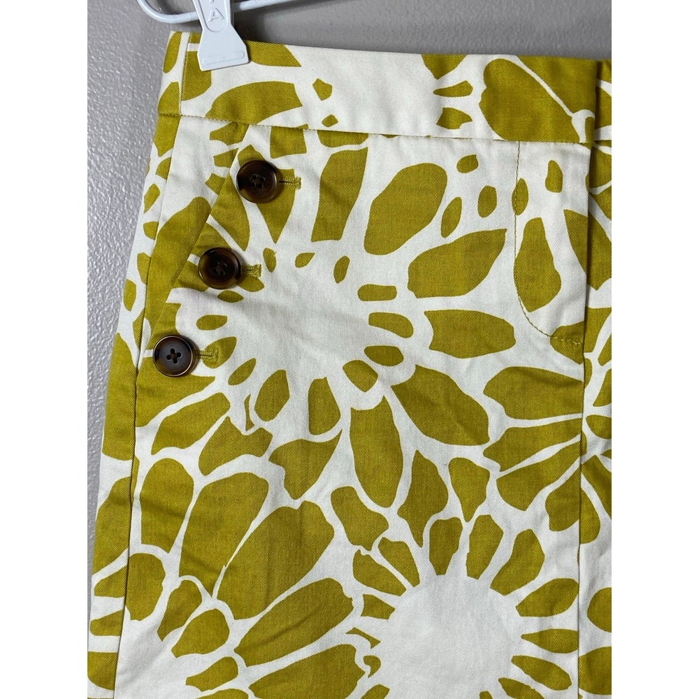 J.Crew Stretch Mini Skirt Size 2 Chartreuse White Floral Sunburst Button Detail - Picture 2 of 7